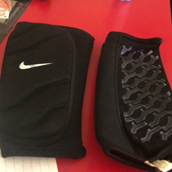 nike arm sleeve football